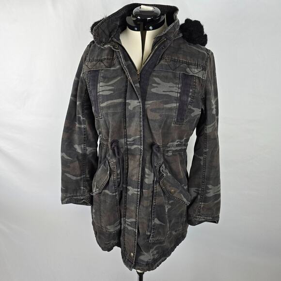 American Eagle Jacket Women's M Gray Camo Heavyweight Full Zip and Snap Hooded - Picture 16 of 16